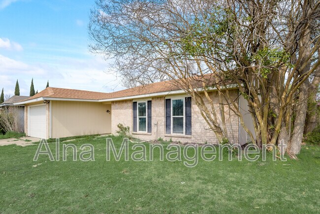 Foto del edificio - 1609 Whiteoak Dr