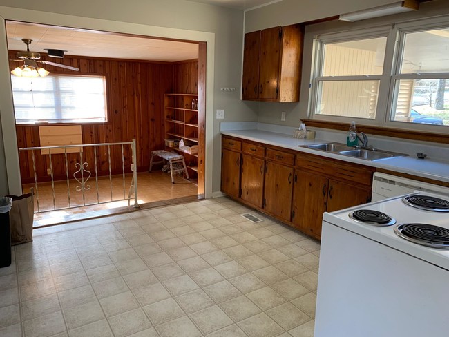 Foto del edificio - 3507 Oak Ridge Dr