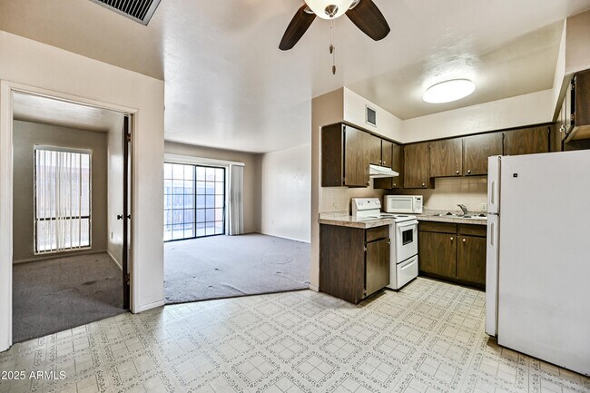 Foto del edificio - 721 E Fremont Rd