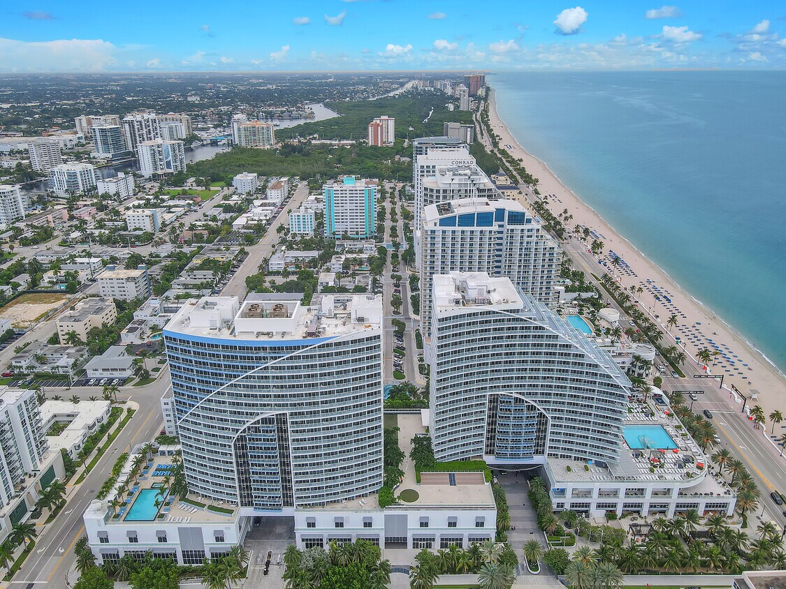 Primary Photo - 3101 Bayshore Dr