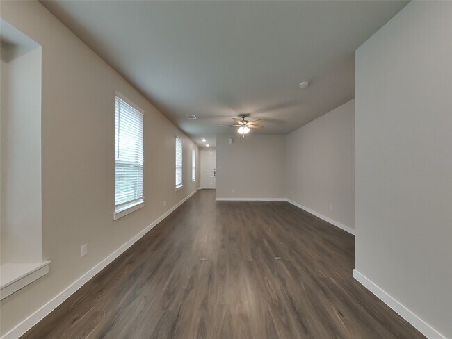 Building Photo - 5163 Klein Orchard Dr