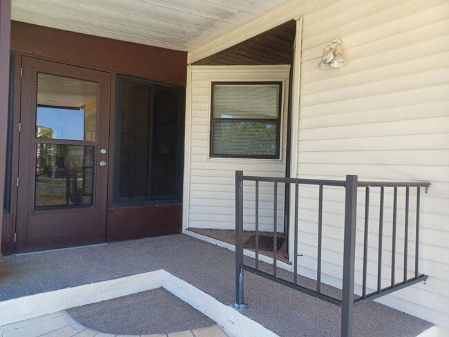 Building Photo - 55 + Community Turn Key 2 Bedroom / 2 Bathroom Home in a Private Gated Community Furnisher Negoti...