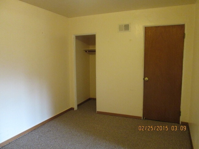 Building Photo - Park Apartments