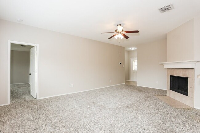 Building Photo - 5104 Button Willow Dr