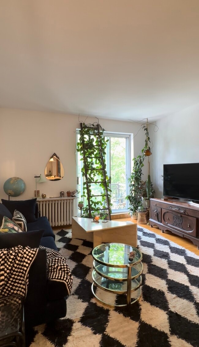 living room - 5468 Rue Saint-Urbain