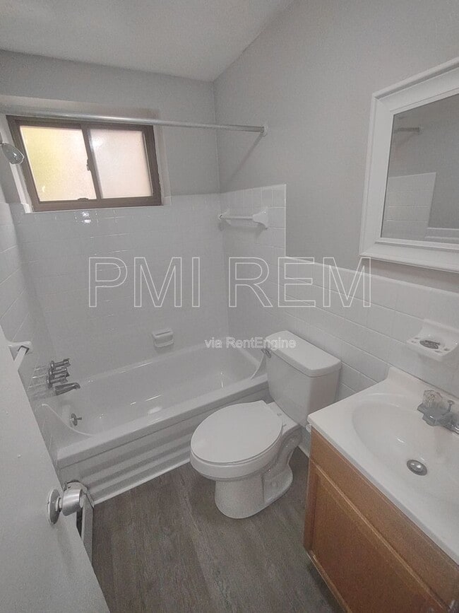 Foto del edificio - 14421 Triskett Rd