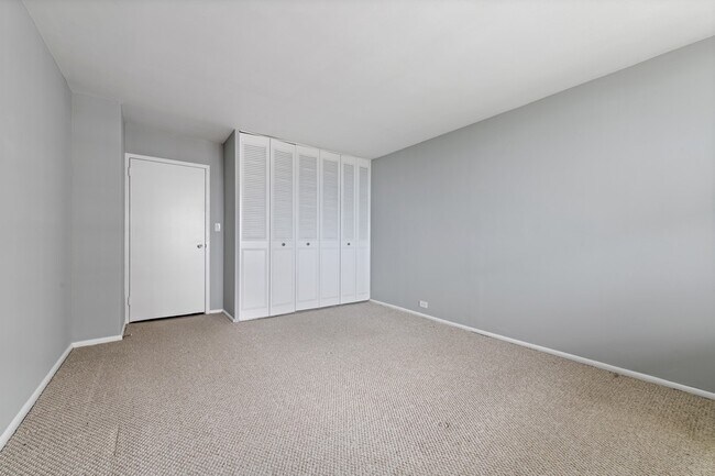 Foto del edificio - 4250 N Marine Dr