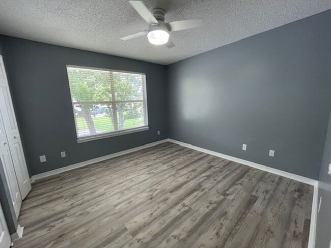 Building Photo - 2Bed/2Bath in the heart of Daytona Beach w...