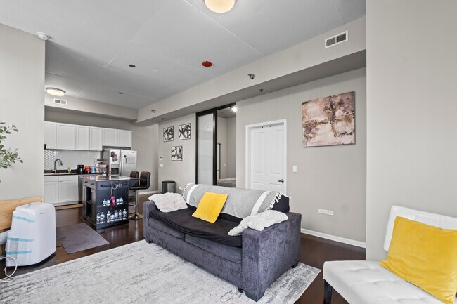 Foto del edificio - 1464 S Michigan Ave