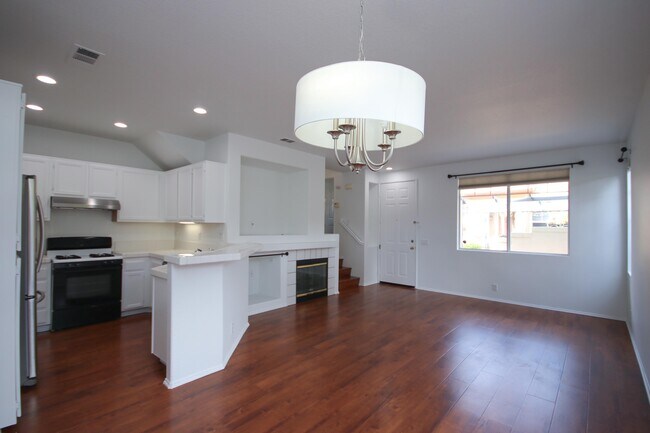 Foto del edificio - 1100 Rosewalk Way