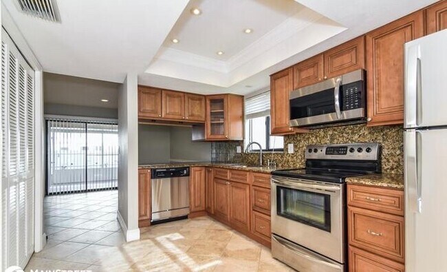 Building Photo - 3556 Raintree Way