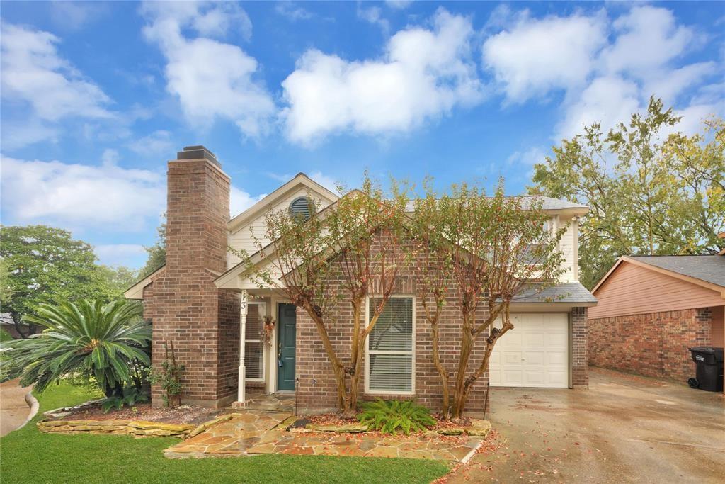 Primary Photo - 13 Regency Ln