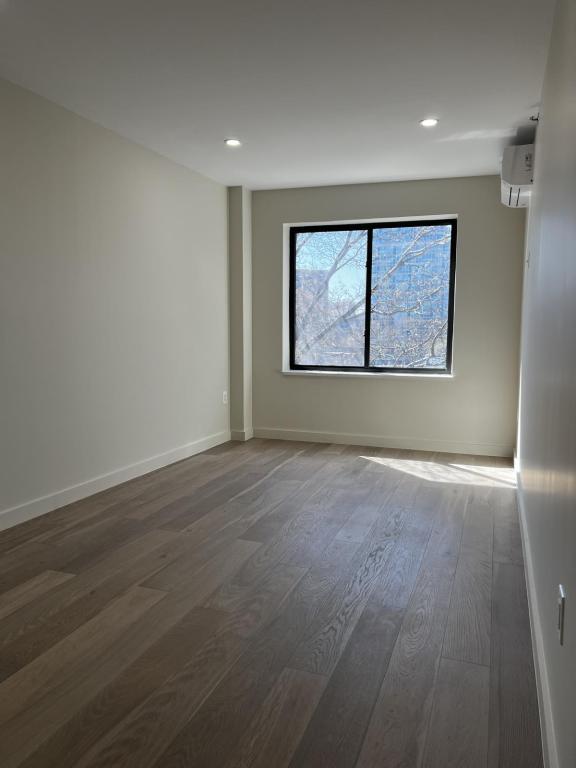 Foto del edificio - 3641 Johnson Ave