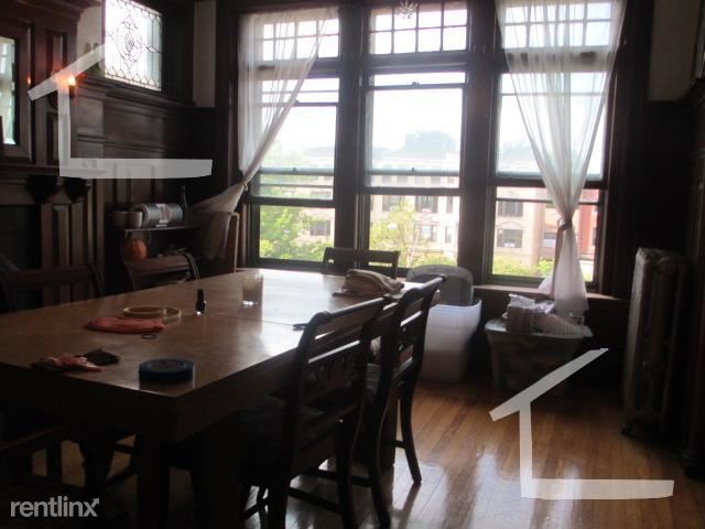 Building Photo - 4 br, 2 bath Condo - 1681 Beacon St # 30