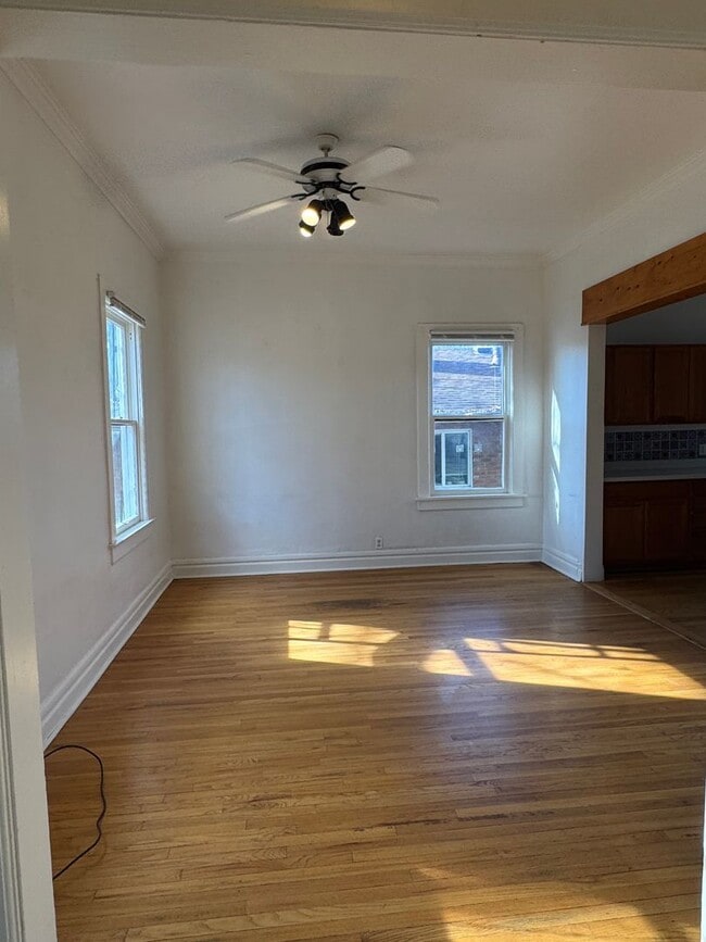 Foto del edificio - 1010 White Ave