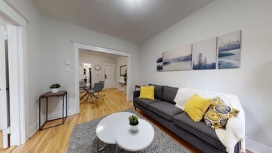 Building Photo - 2054 Claremont