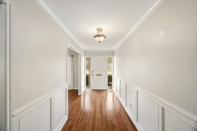 Building Photo - 6131 Yarwell Dr