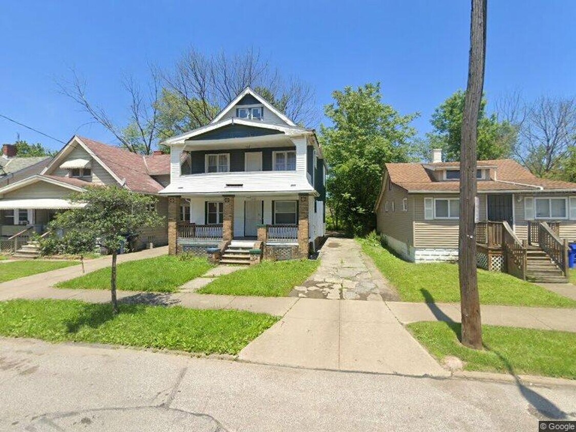 Primary Photo - 11101 Nelson Ave