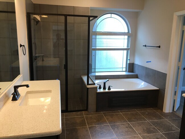 Foto del edificio - 13095 Platt Dr