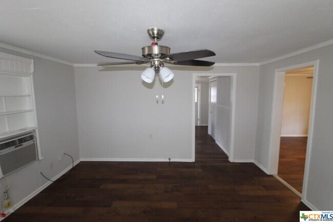 Building Photo - 1204 S 23rd St