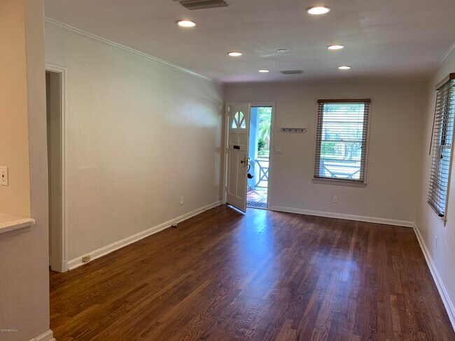 Foto del edificio - 5645 Nettie Rd