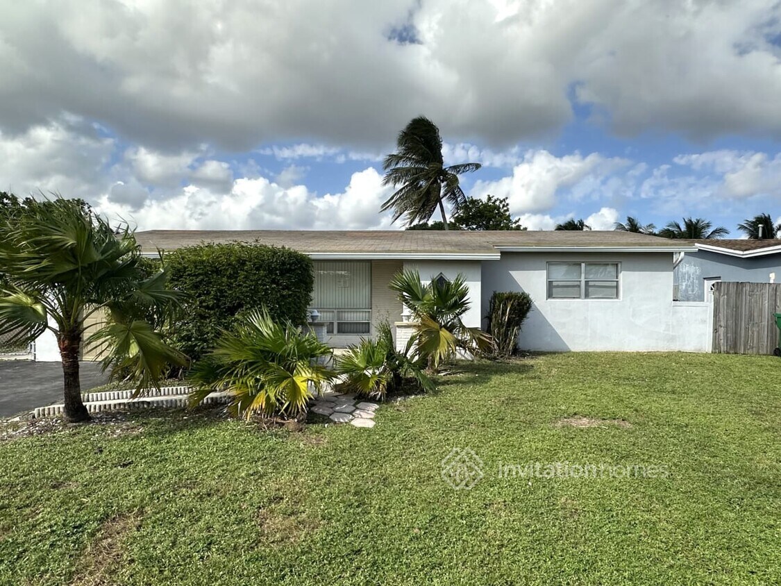 Primary Photo - 7251 Alhambra Blvd