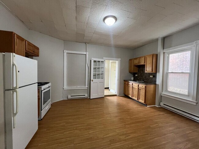 Foto del edificio - Centrally located apartment, quick walk fr...