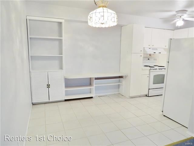 Building Photo - 10445 Briarbend Dr