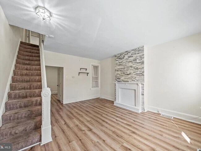 Foto del edificio - 431 S Harrison St