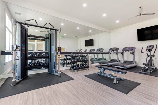 Building Photo - The Apartments at Cambridge Court