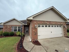 Building Photo - 24638 Rolling Vista Dr