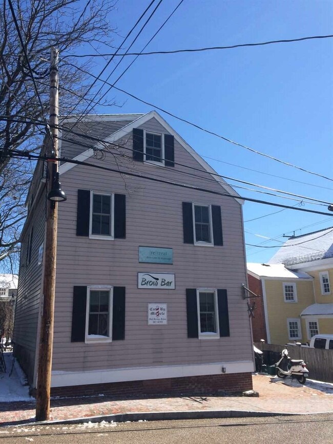 Building Photo - 97 Chestnut St