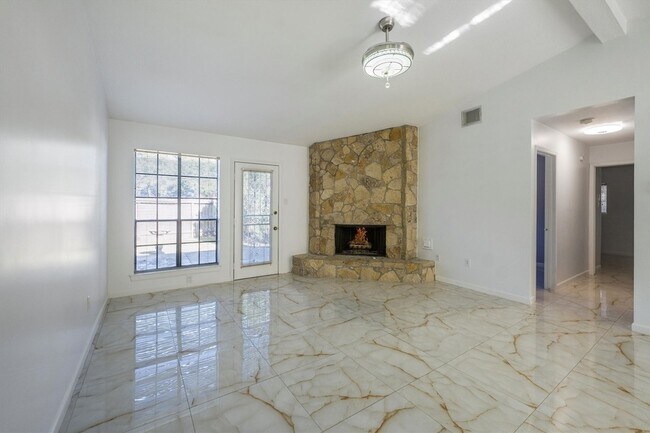 Foto del edificio - 3203 Golden Willow Dr