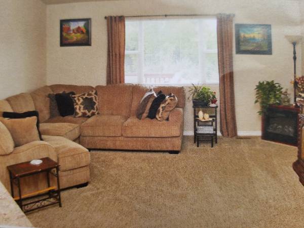 Building Photo - 3608 Woodhaven Dr