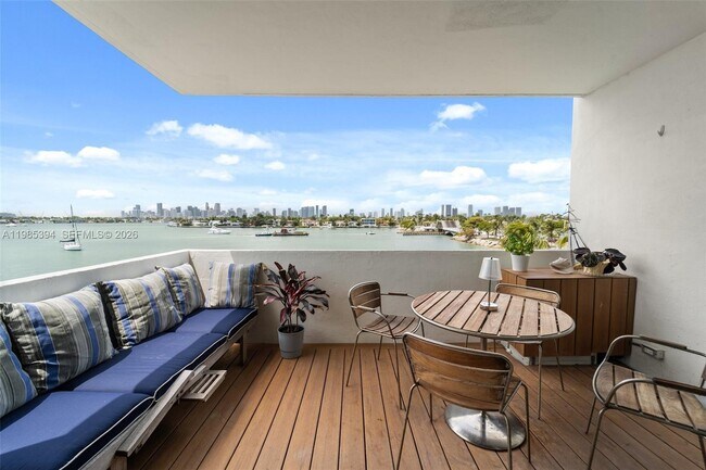 Foto del edificio - 3 Island Ave