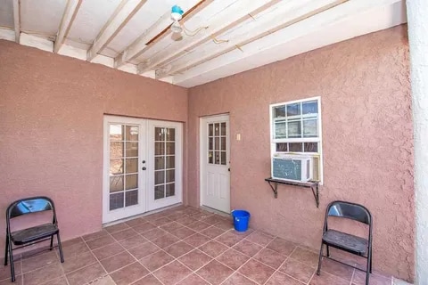 Building Photo - 1634 San Luis Ln