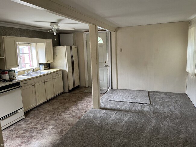 Foto del edificio - 1 br, 1 bath House - 1613 4th Avenue
