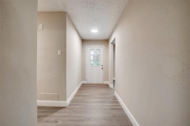 Building Photo - 30 W Mountain Creek Dr