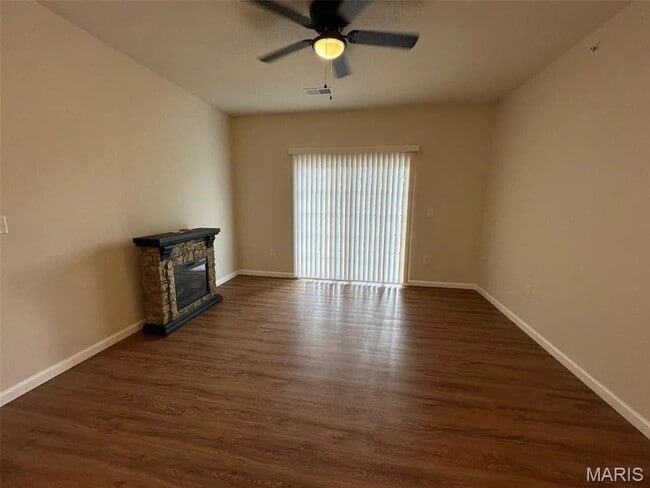 Foto del edificio - 135 Harmony Meadows Ct