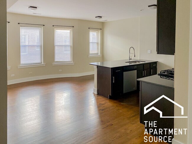 Foto del edificio - 5054 N Winchester Ave
