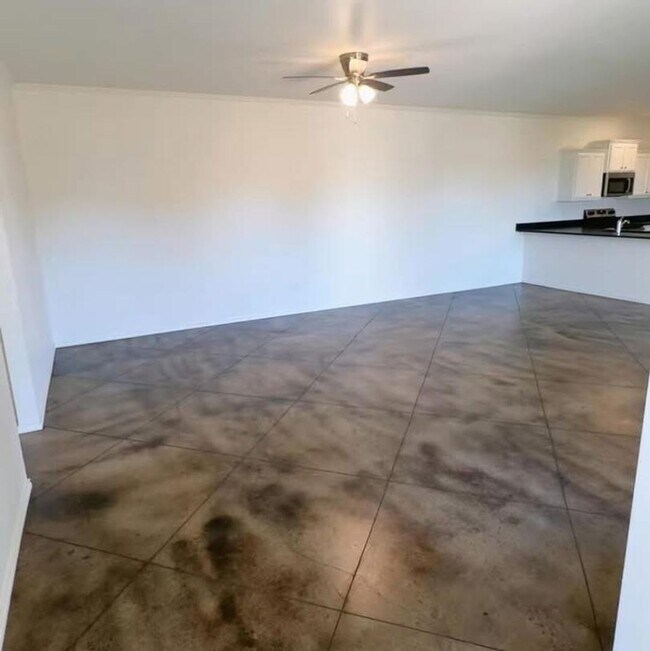 Building Photo - 10502 Stone Meadow Dr
