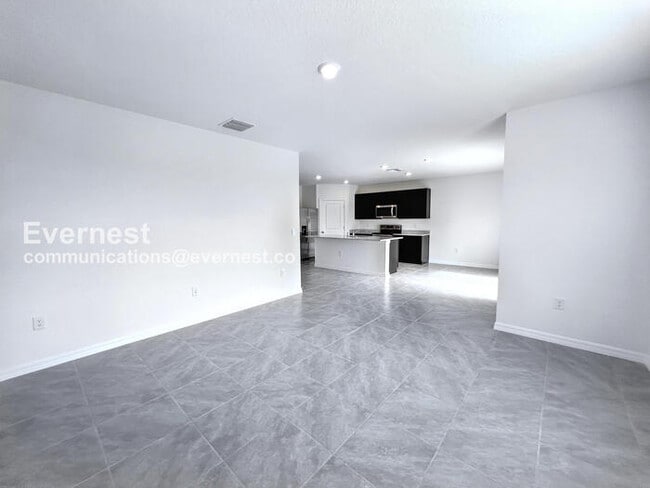 Foto del edificio - 8332 Juning Cove
