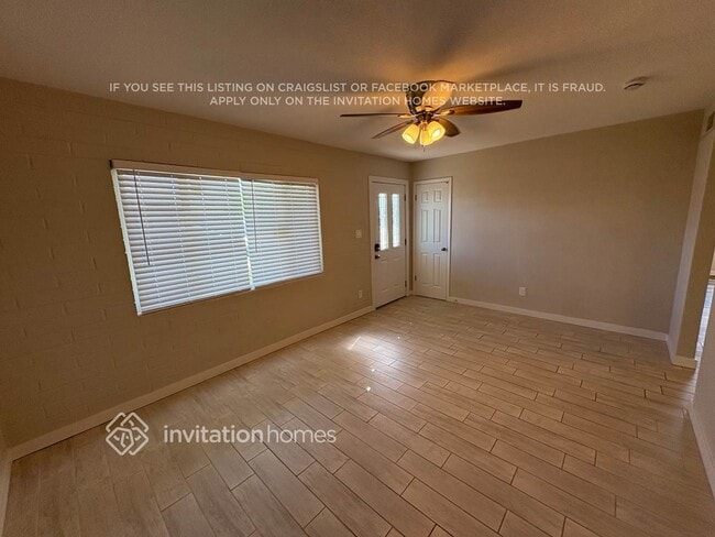 Building Photo - 2222 W Villa Maria Dr