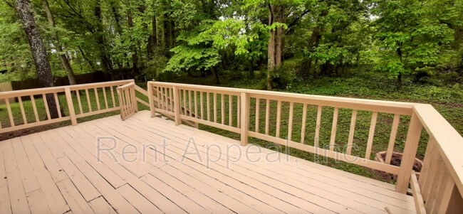 Building Photo - 1705 Hickory Grove Trail NW