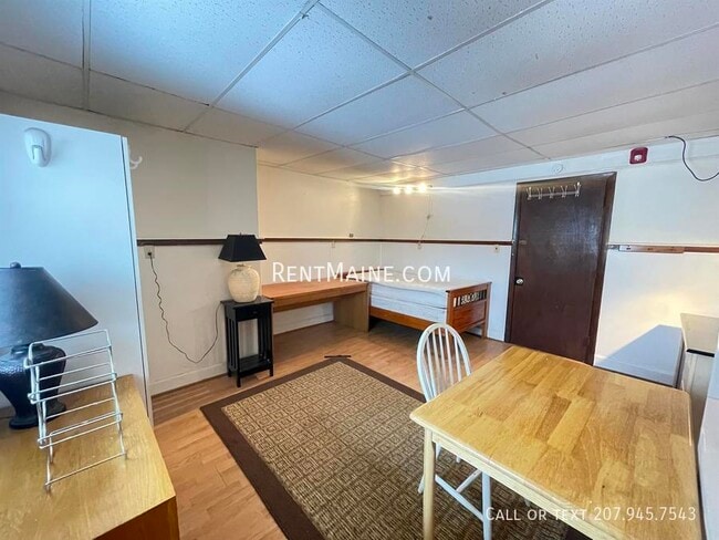 Foto del edificio - 1121 Stillwater Ave