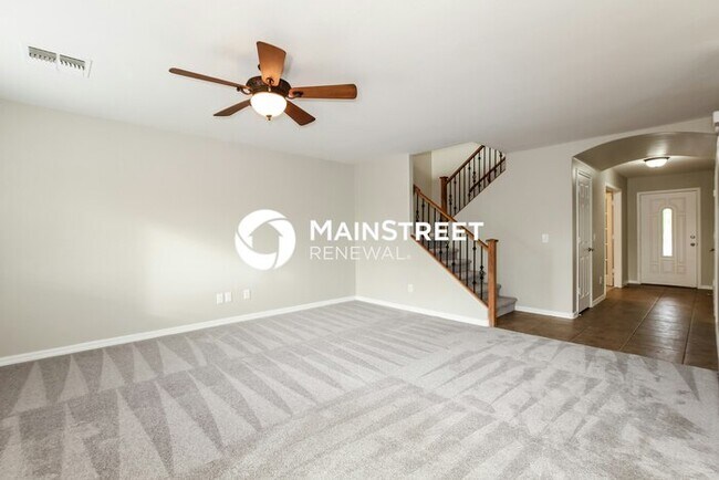 Building Photo - 4 Bedroom Pet-Friendly Home in Tolleson, A...