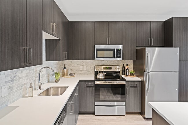 The Quincy apartments — community photo - The Quincy