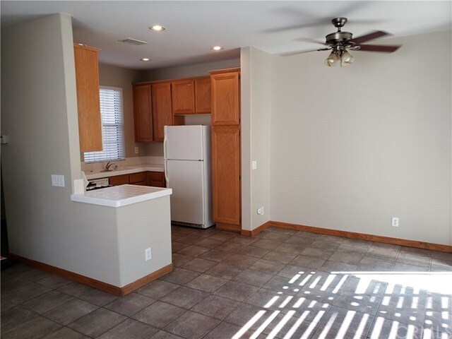 Foto del edificio - 121 Seacountry Ln