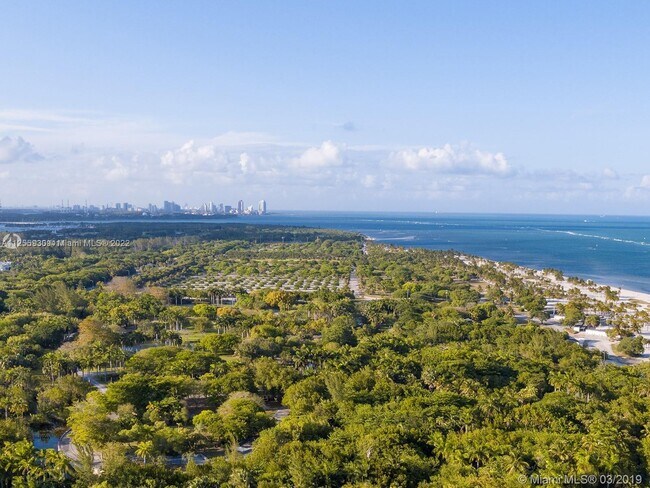 Foto del edificio - 155 Ocean Ln Dr
