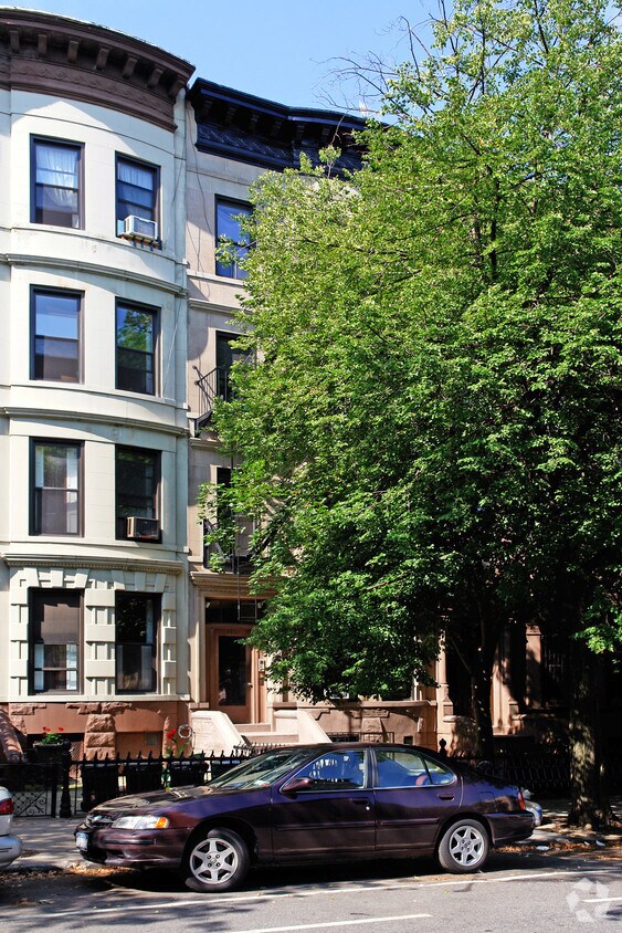 Foto del edificio - 440 3rd St